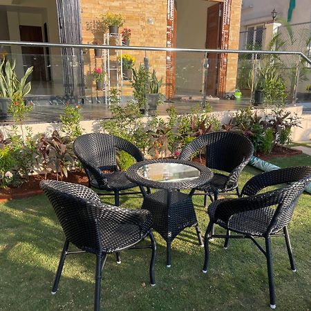 Lavish Villa - 3 Bhk Pool With Lawn Lonavala Exterior foto