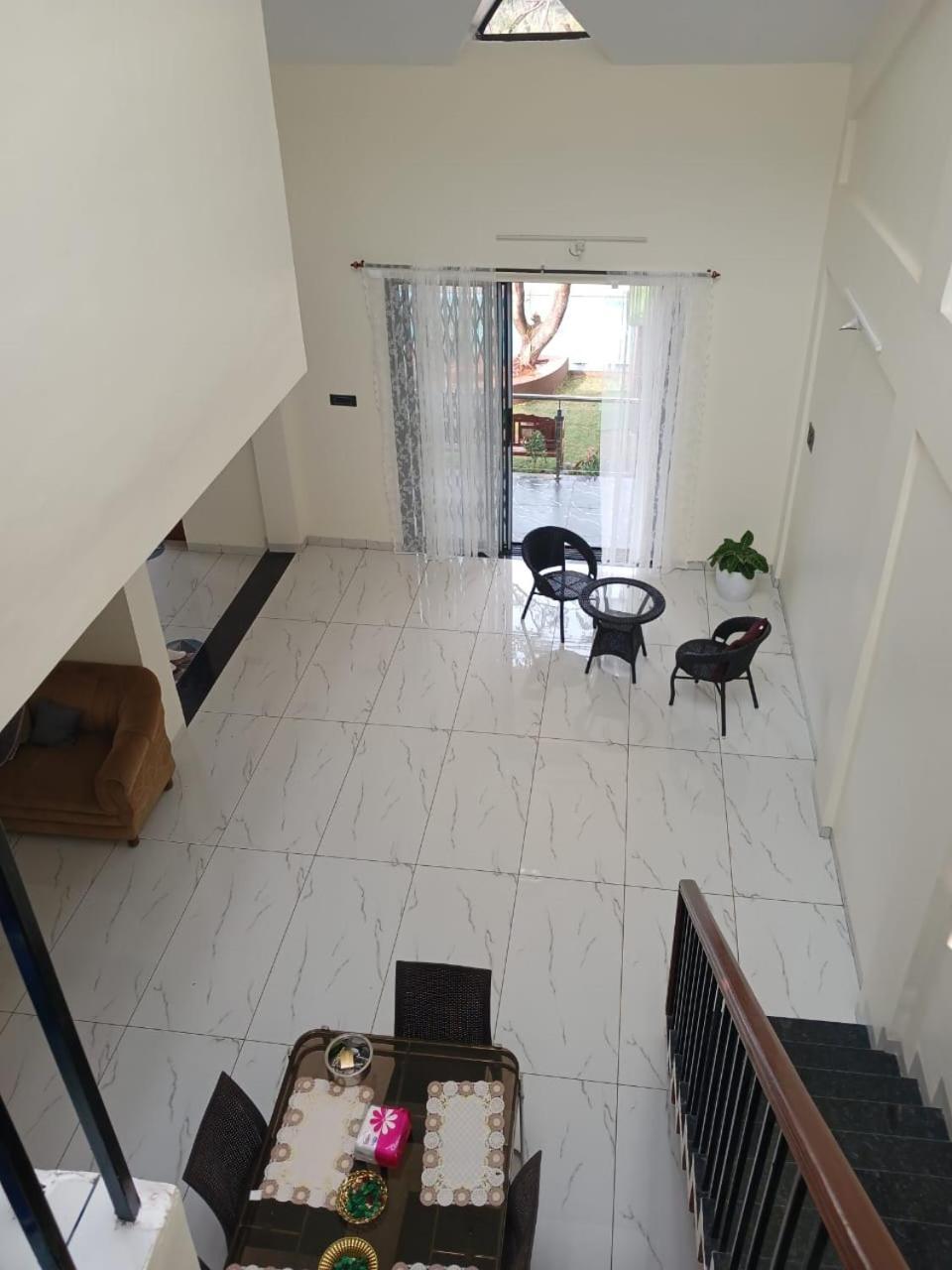Lavish Villa - 3 Bhk Pool With Lawn Lonavala Exterior foto