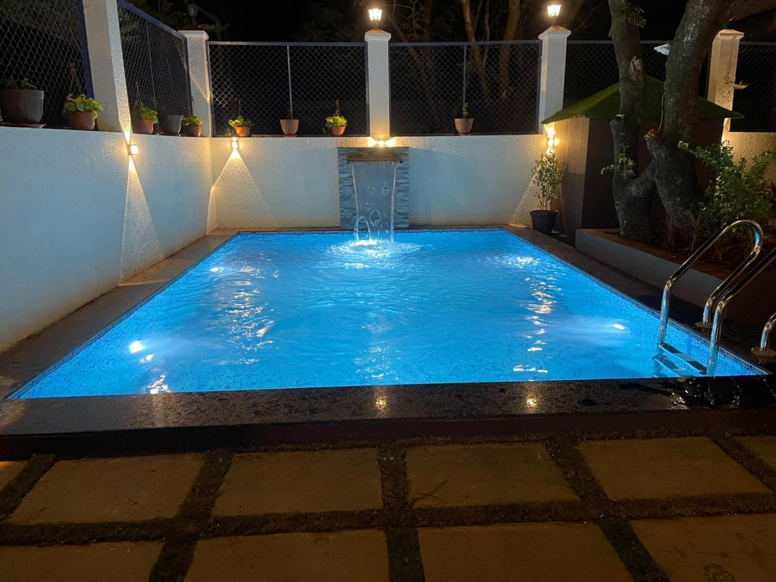 Lavish Villa - 3 Bhk Pool With Lawn Lonavala Exterior foto